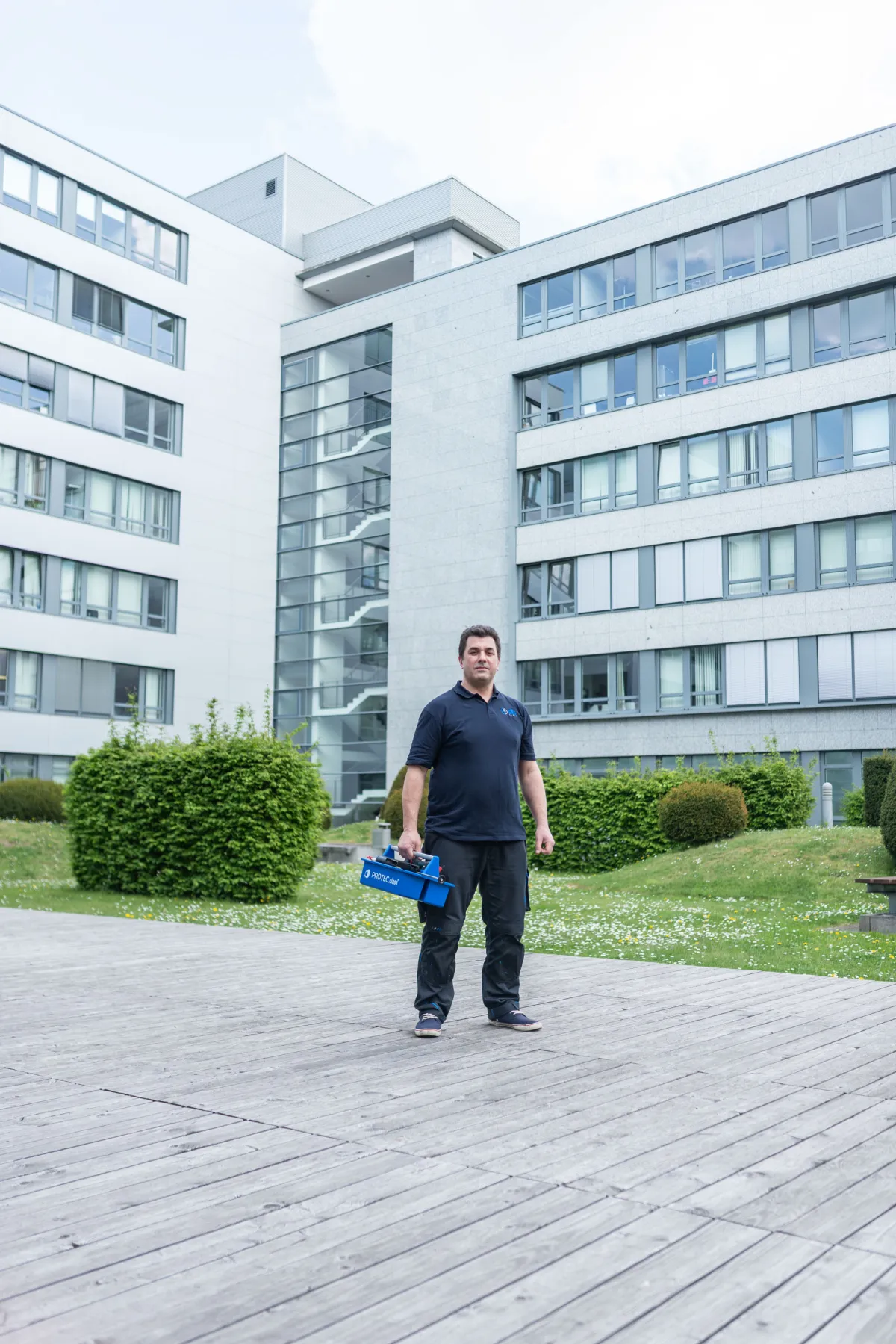 SFC-Techniker bei der Gebäudeinspektion